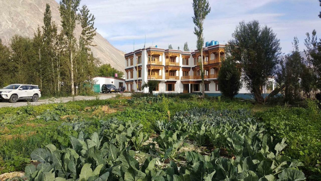 Hunder Residency Hotel Leh Exterior photo